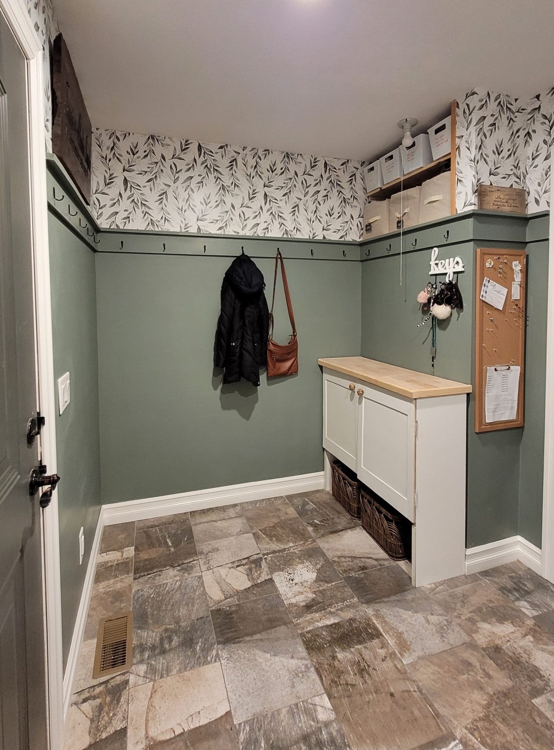 Mudroom Wallpaper • THE HOMEMADE ABODE